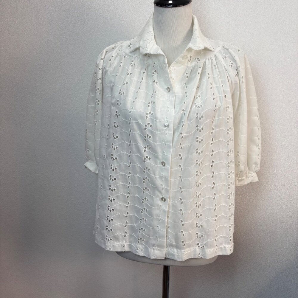 Eyelet Button-Up White Blouse Puff Sleeves Collared Women S/M Romantic Cottage